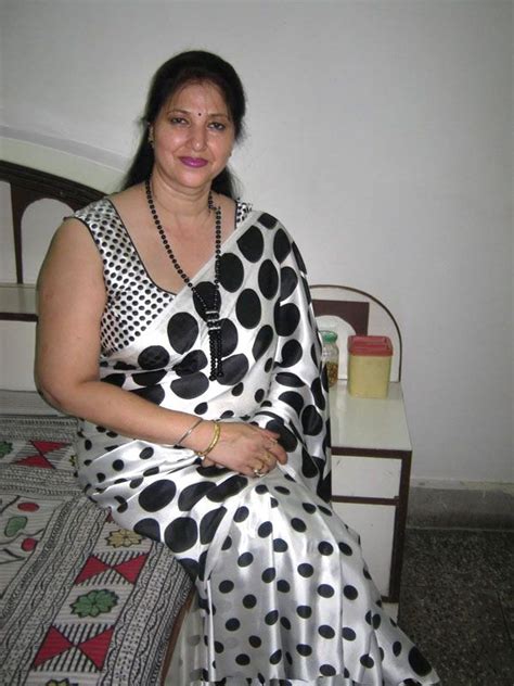 nude indian mom pics|Hot Indian MILF Nude Porn Pics